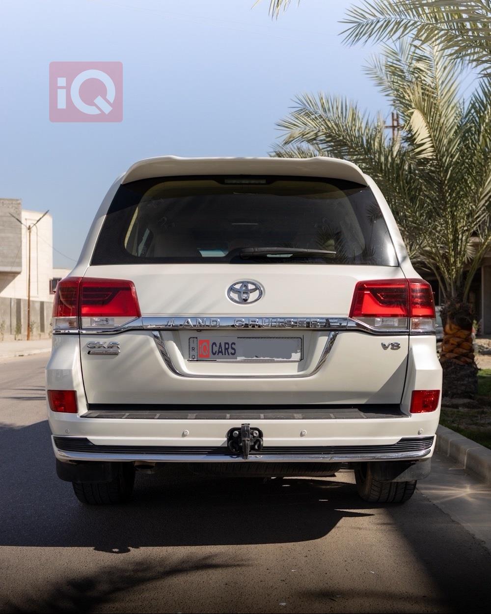 تويوتا لاندكروزر